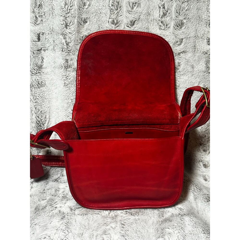 PRE-CREED Vintage Coach 9170 Classic Pouch Red Leather Metal Tag 1970s - Picture 5 of 16